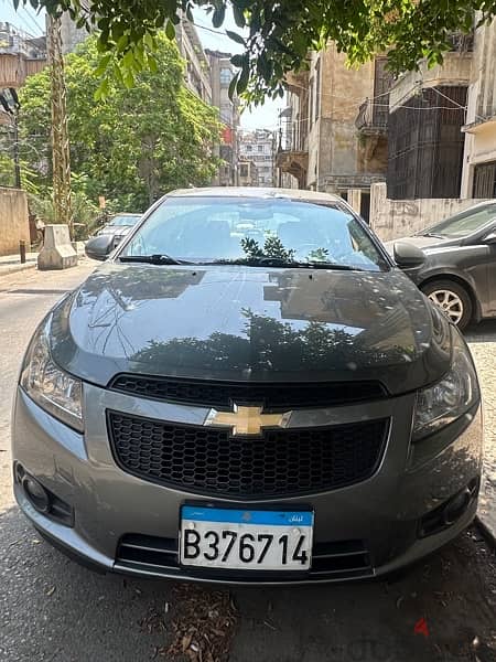 Chevrolet Cruze 2012 hatchback 0