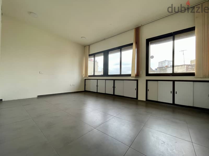 Furn El Shebbak | Office for Rent | مكتب للأجار |فرن الشبّاك | RGMR682 3