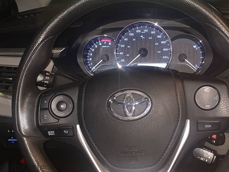 Toyota Corolla 2015 5