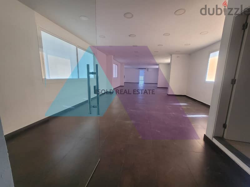 A 1600 m2 Building for rent in Dbaye 1