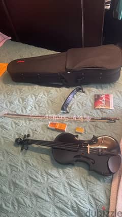 Black 4/4 Stagg violin, brand new 0