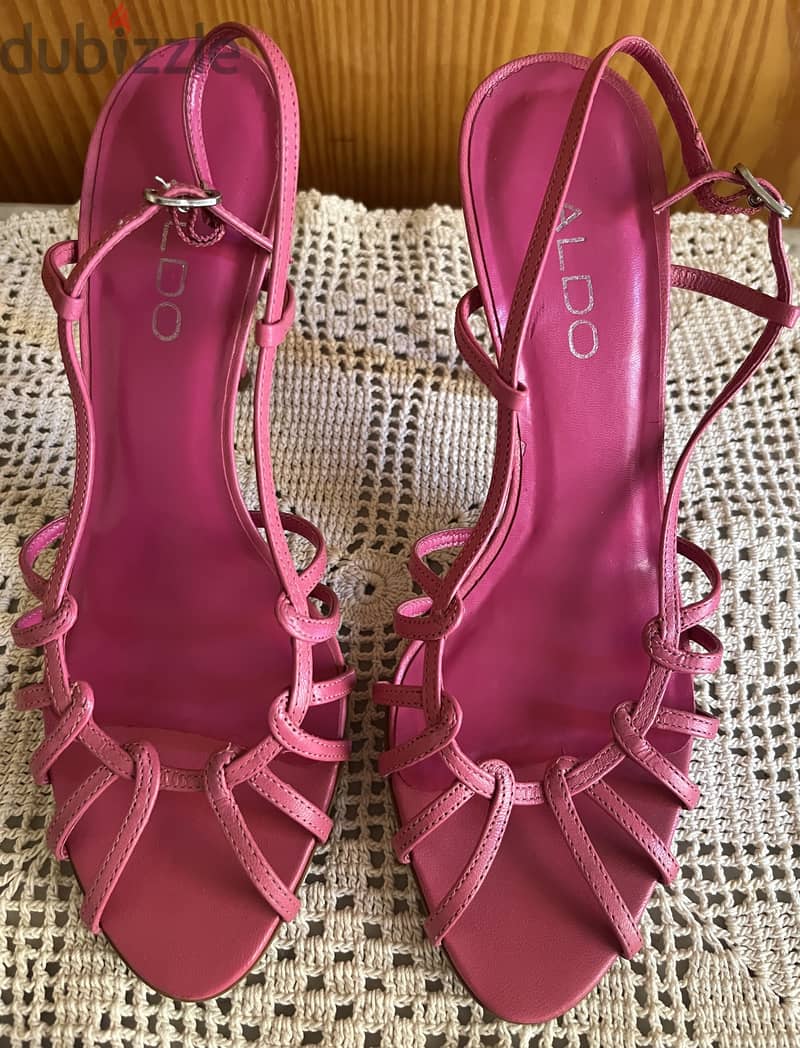 Aldo Pink Heeled Sandals 15$ 0