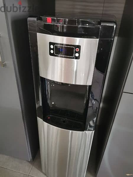 Campomatic microwave, tv, water cooler 1