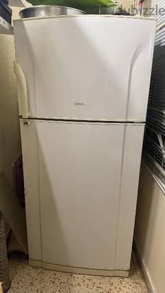 gaz oven and fridge