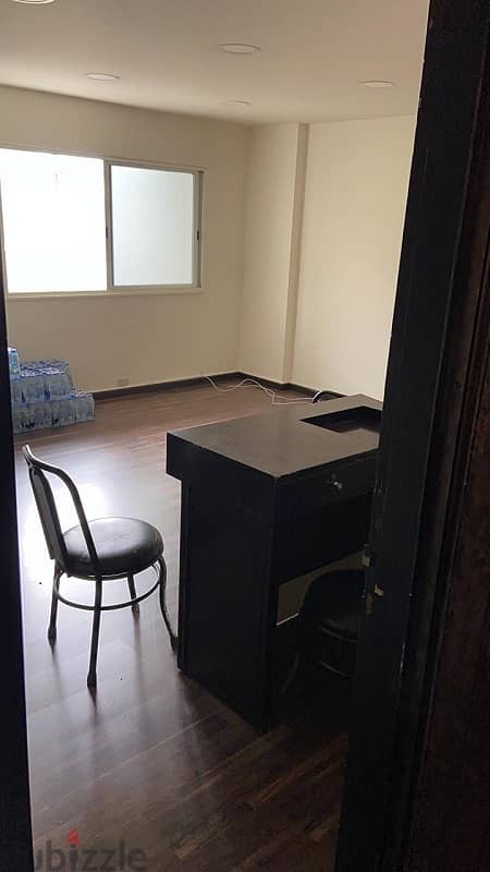 Office for rent in Jdeideh مكتب للايجار في جديدة 0