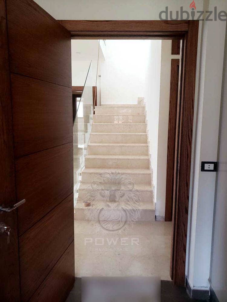 P#OU108440 450sqm duplex is located in the Mtayleb/المطيلب 1