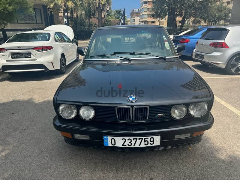 BMW 5-Series 1986 13
