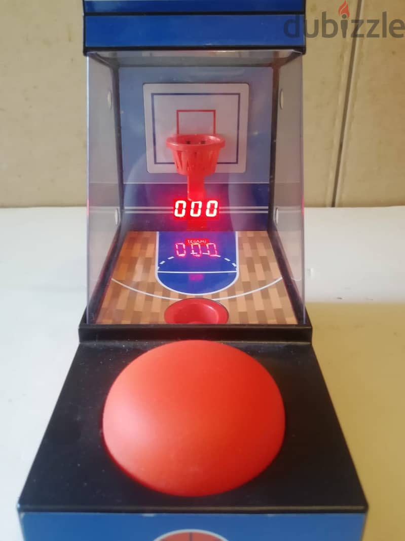 Mini basketball arcade "What a shot" by Legami 2