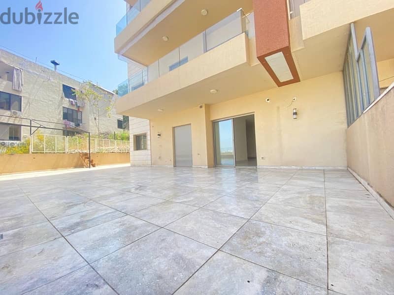 A 120 sqm apartment in Zalka with a huge terrace for rent. 2