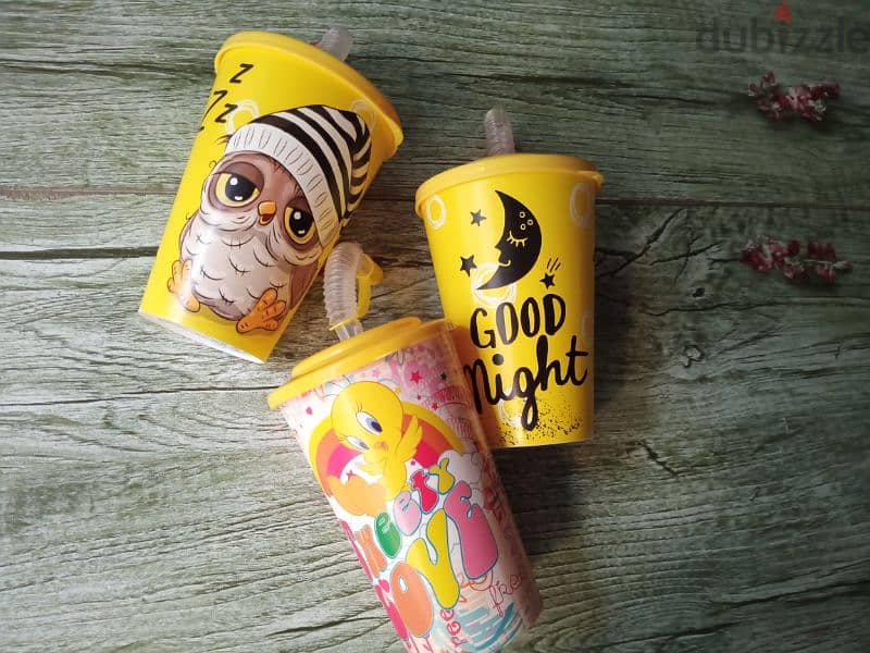 kids water bottles cups and straws 11