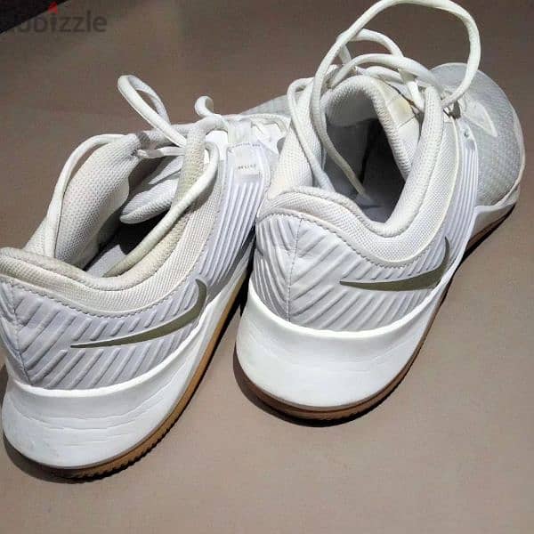 Nike shoes size 42.5 2