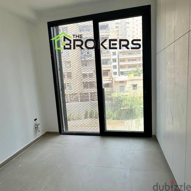 Apartment for Sale in Achrafieh شقة للبيع في الاشرفية 2