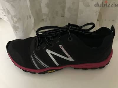 new balance Vibram size 37,5