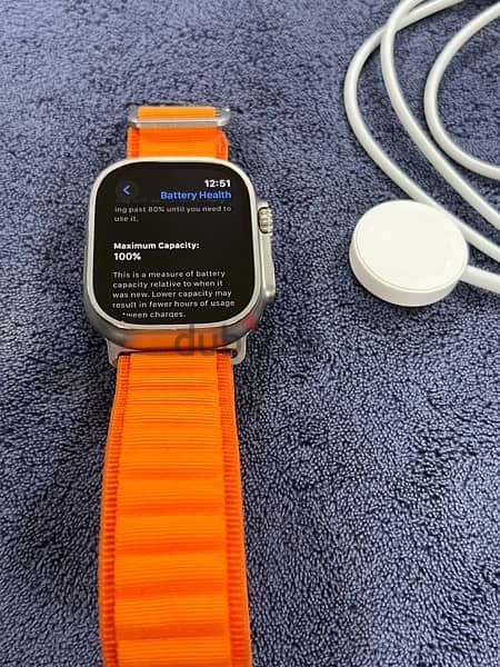 apple watch S8 Ultra 49mm Titanium used like new 2
