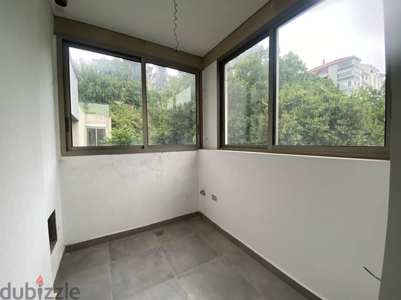 Elegant & Modern 630m² Duplex for Sale in Ain Saade 8