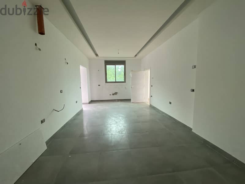 Elegant & Modern 630m² Duplex for Sale in Ain Saade 9