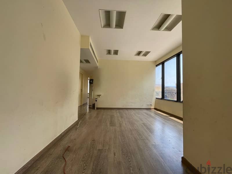 JH24-3480 Office building 1,600m for rent in Downtown Beirut 3