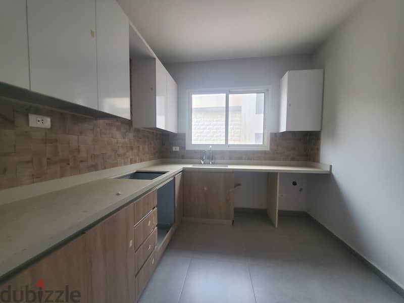 Apartment for sale in Elissarشقة للبيع في اليسار 5