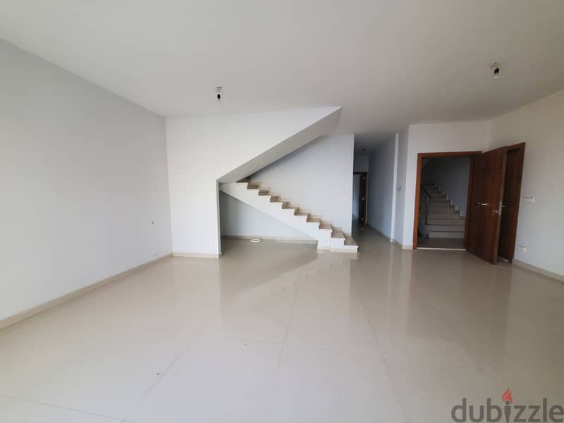 Duplex apartment for sale in Elissarشقة دوبلكس للبيع في اليسار 2