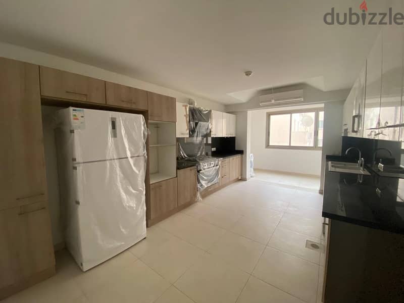 L09383-A Spacious Apartment for Rent in Achrafieh 1