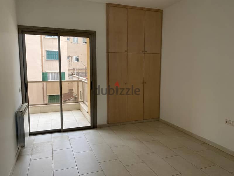 L09383-A Spacious Apartment for Rent in Gemmayze 3