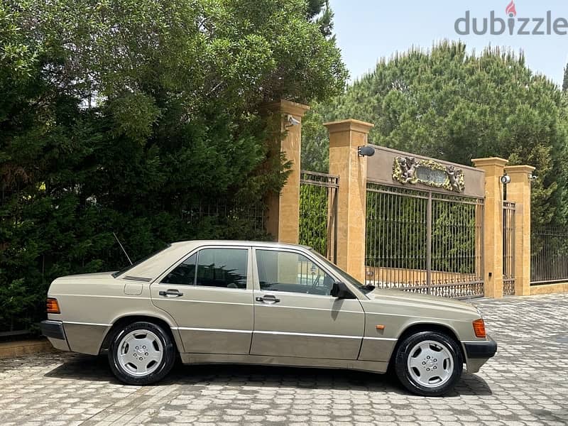 Mercedes-Benz 190 1992 3