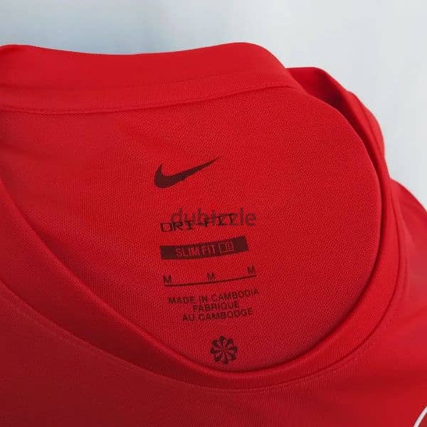 Original "Turkey" 2021/22 NWT Nike Red Training Jersey Size Men Medium 7