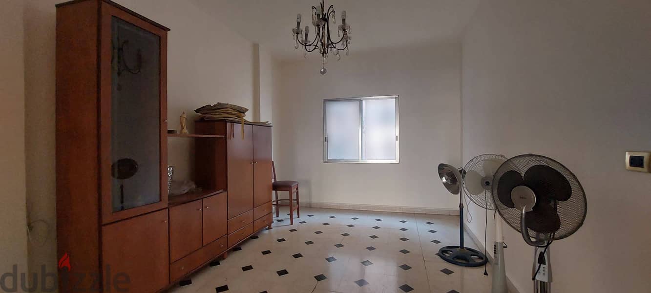 Apartment for rent in Ain El Remmaneh شقة للإيجار في عين الرمانة 6