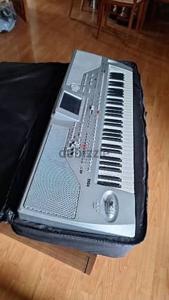 Korg Keyboard (piano/orgue) Pa800ex + stand 0