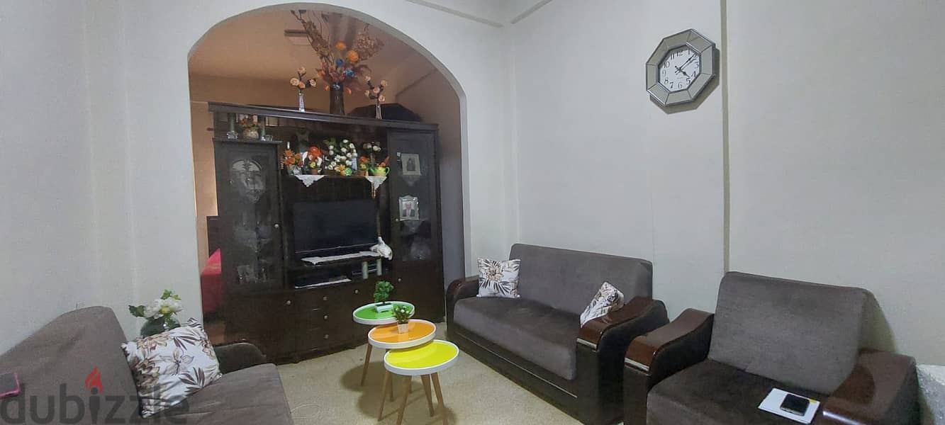 Apartment for sale in Burj Hammoudشقة للبيع في برج حمود 2