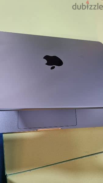 M1 Max pro macbook pro 64g ram trades accepted 1