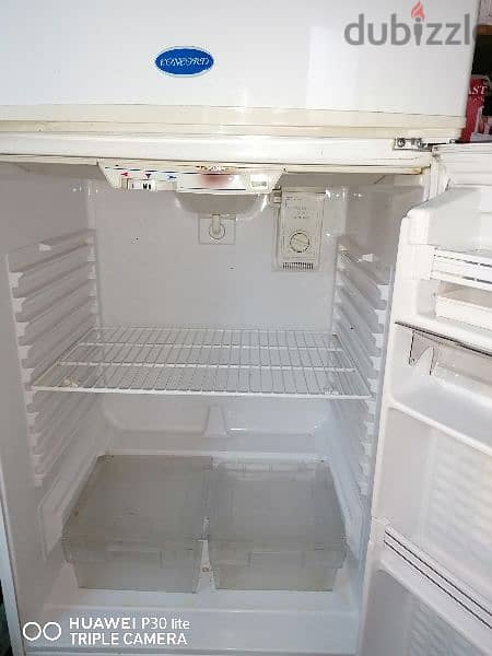 selling a Concord refrigerator | بيع براد كونكورد 0