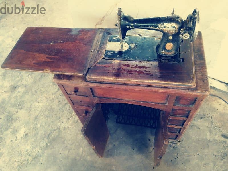 Made 1880 Original Antique Singer Sewing Machine 1