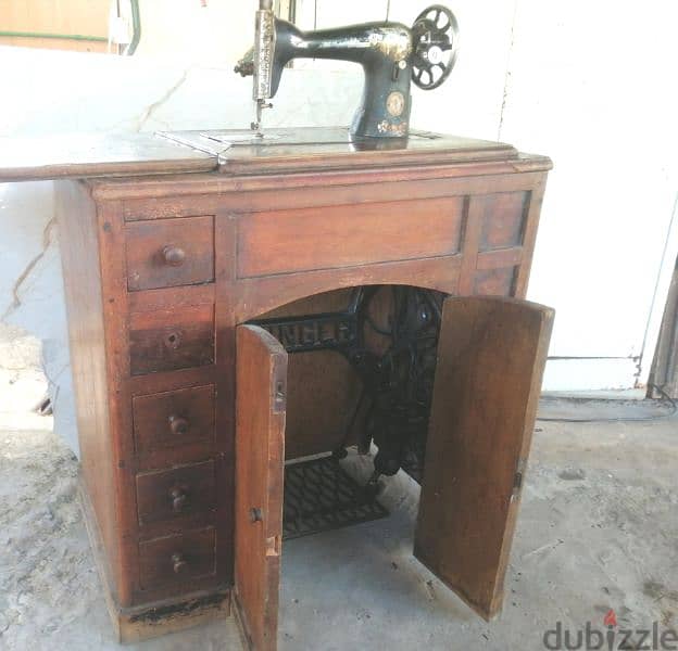 Made 1880 Original Antique Singer Sewing Machine 2