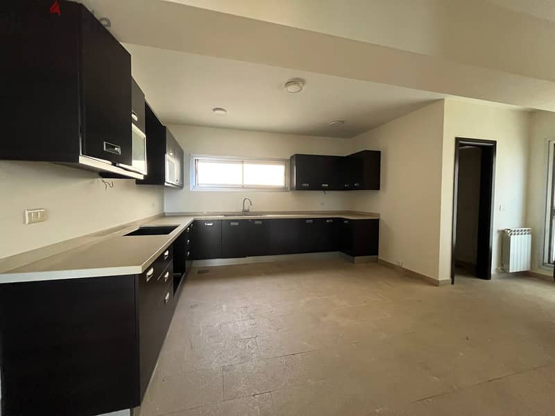 Apartment for Rent in Ramle Bayda شقة للايجار في الرملة البيضاء 1