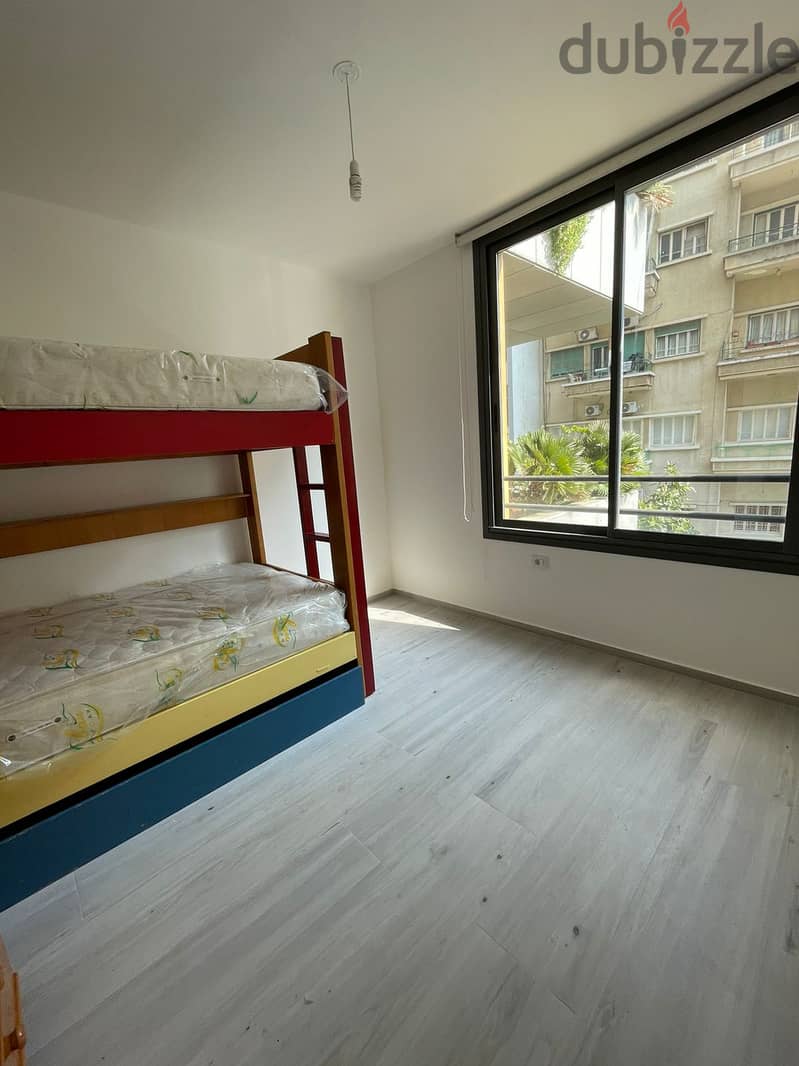 Cozy Apartment for Rent in Ras Beirut Hamraشقة مريحة للايجار 3