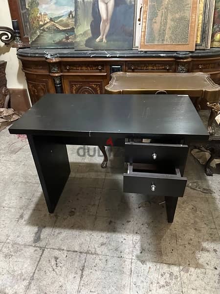 desk مكتب ايطالي لون اسود خشب مسيف حالة ممتازة سعر مميّز 1