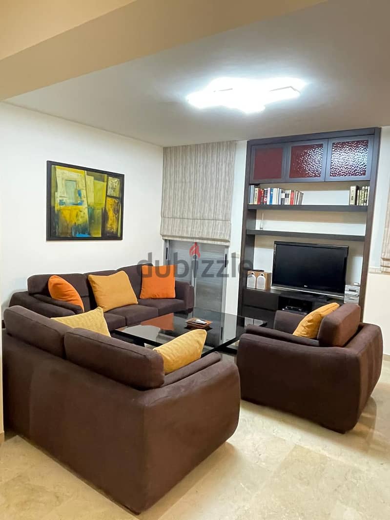 Cosy apartment for Rent in Achrafiehشقة مريحة للإيجار في الأشرفية 1