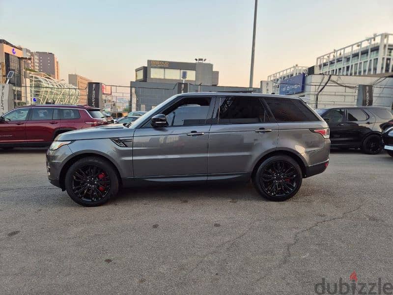 Range Rover Sport V8 with a clean Carfax 6