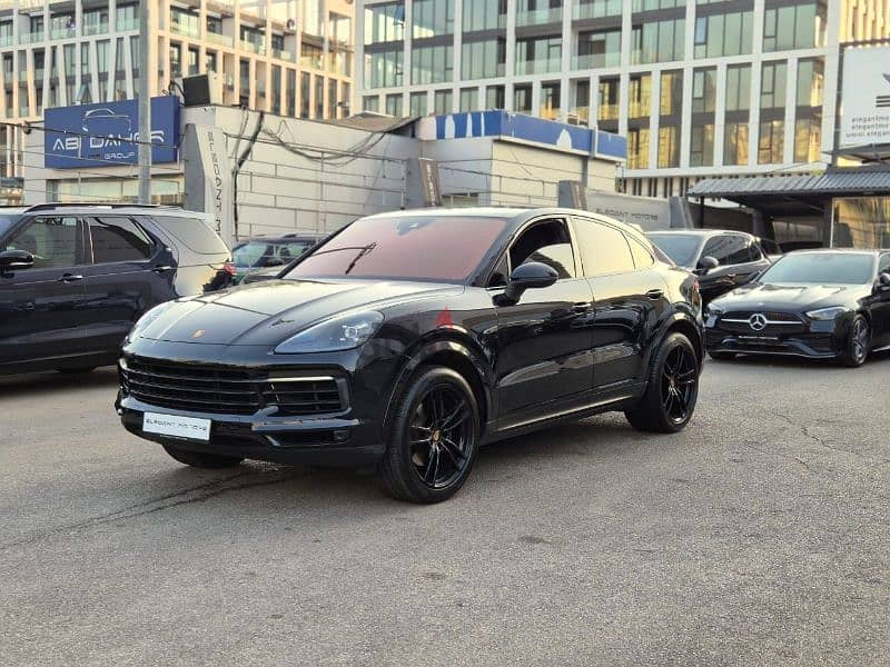2020 Porsche Cayenne Coupe only 40,000 miles on the odometer 1
