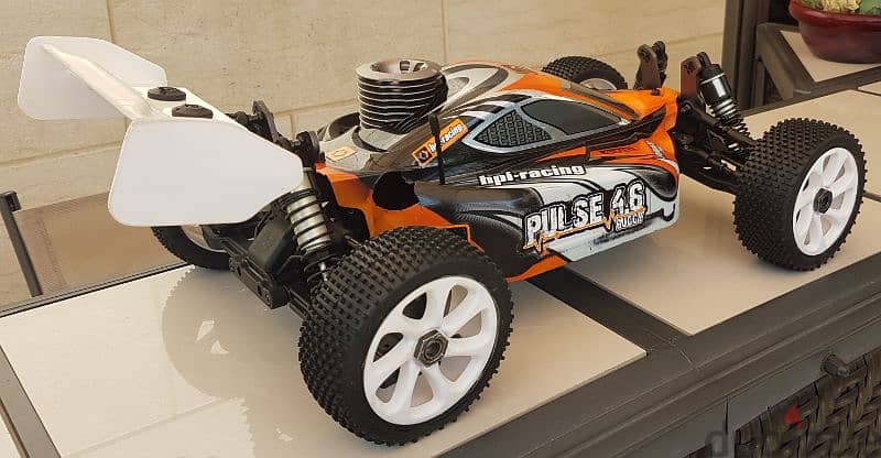 exchange on rc car , HPI PULSE 4.6 nitro, like new,excellent condition 1