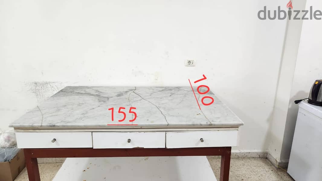 Table wood + granite 4