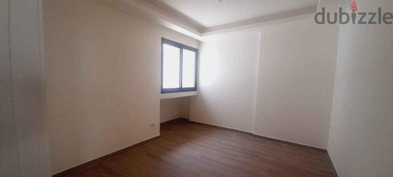 Apartment for sale in Adlieh شقة للبيع في العدلية 3