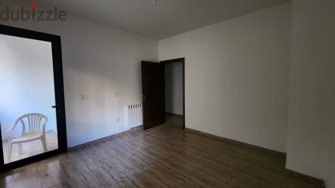 Apartment for sale in Louaizeh شقة للبيع في منطقة الويزه 11