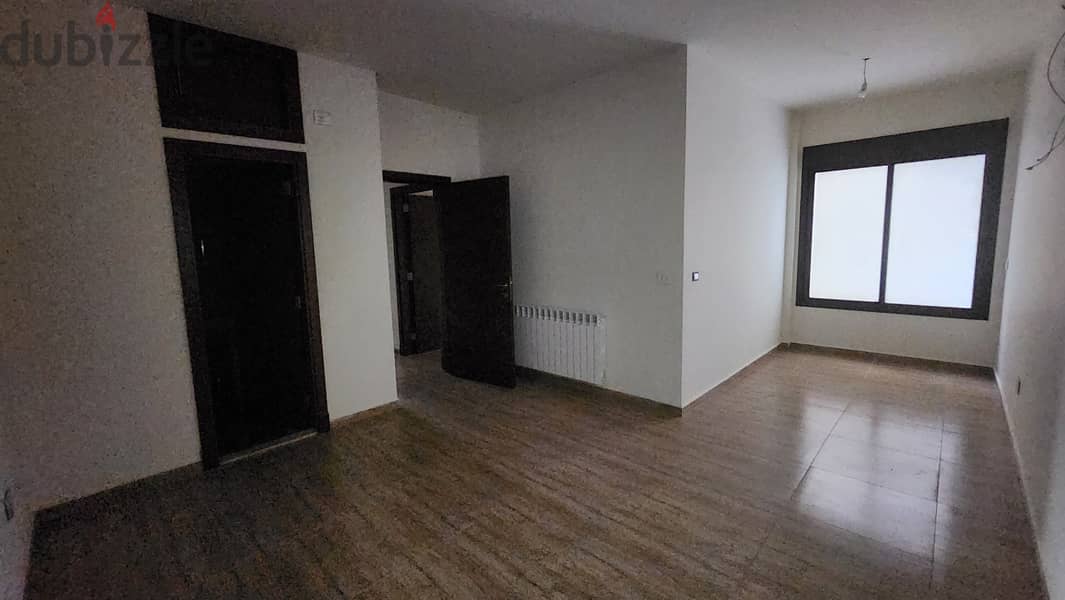 Apartment for sale in Louaizeh شقة للبيع في منطقة الويزه 12