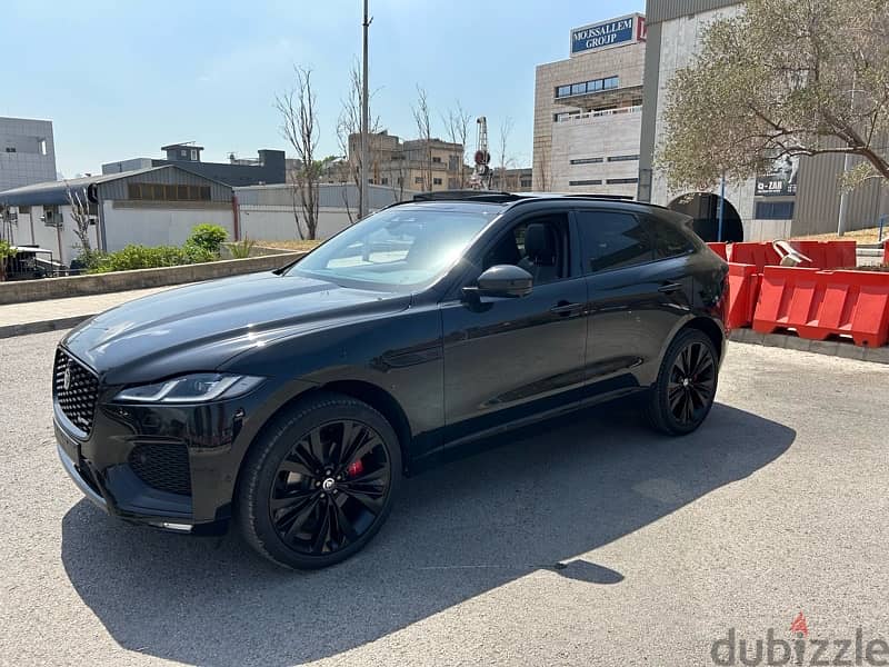 Jaguar F-Pace R Dynamic 2024 Under warranty From Saad & Trad 3900 km ! 7