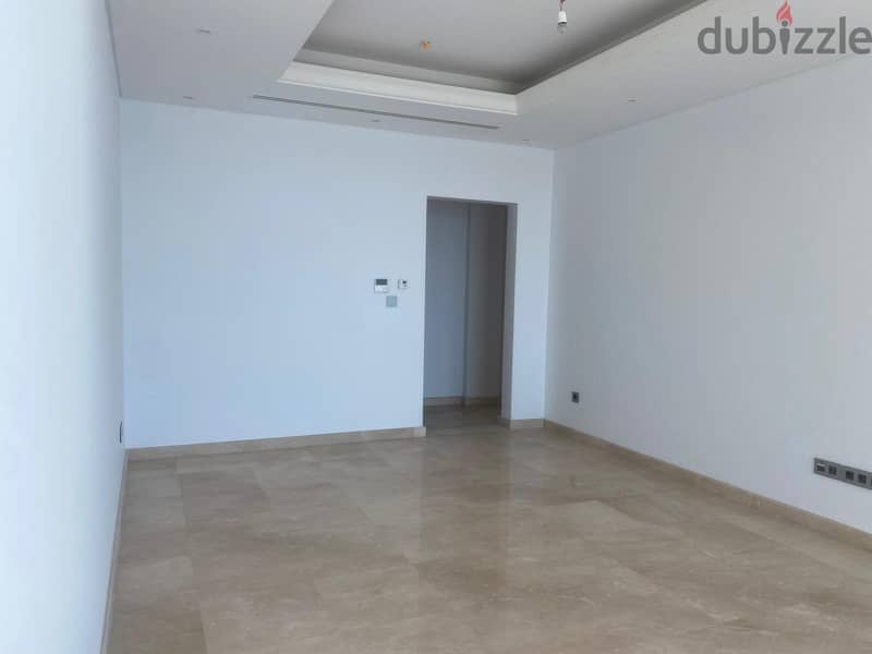 Sea View Apartment for Rent in Raouche. 6