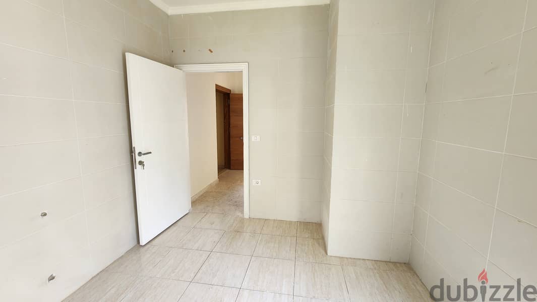 Apartment for sale in Louaizeh شقة للبيع في منطقة الويزه 3