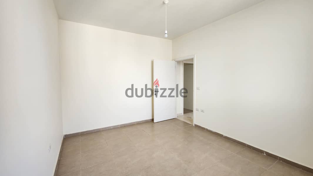 Apartment for sale in Louaizeh شقة للبيع في منطقة الويزه 11