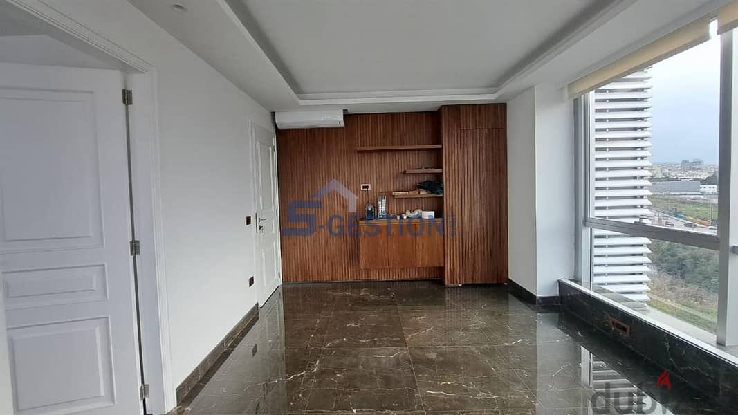 Luxurious Office For Rent In Sin El Fil 8
